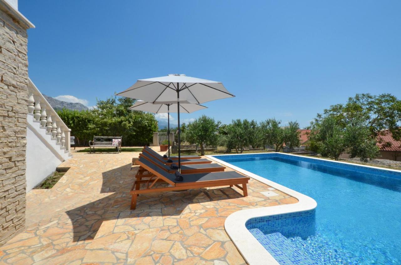 Holiday Home Nevera Kaštela Kültér fotó